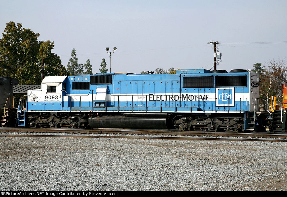 EMD SD60 Demo/lease EMDX #9093